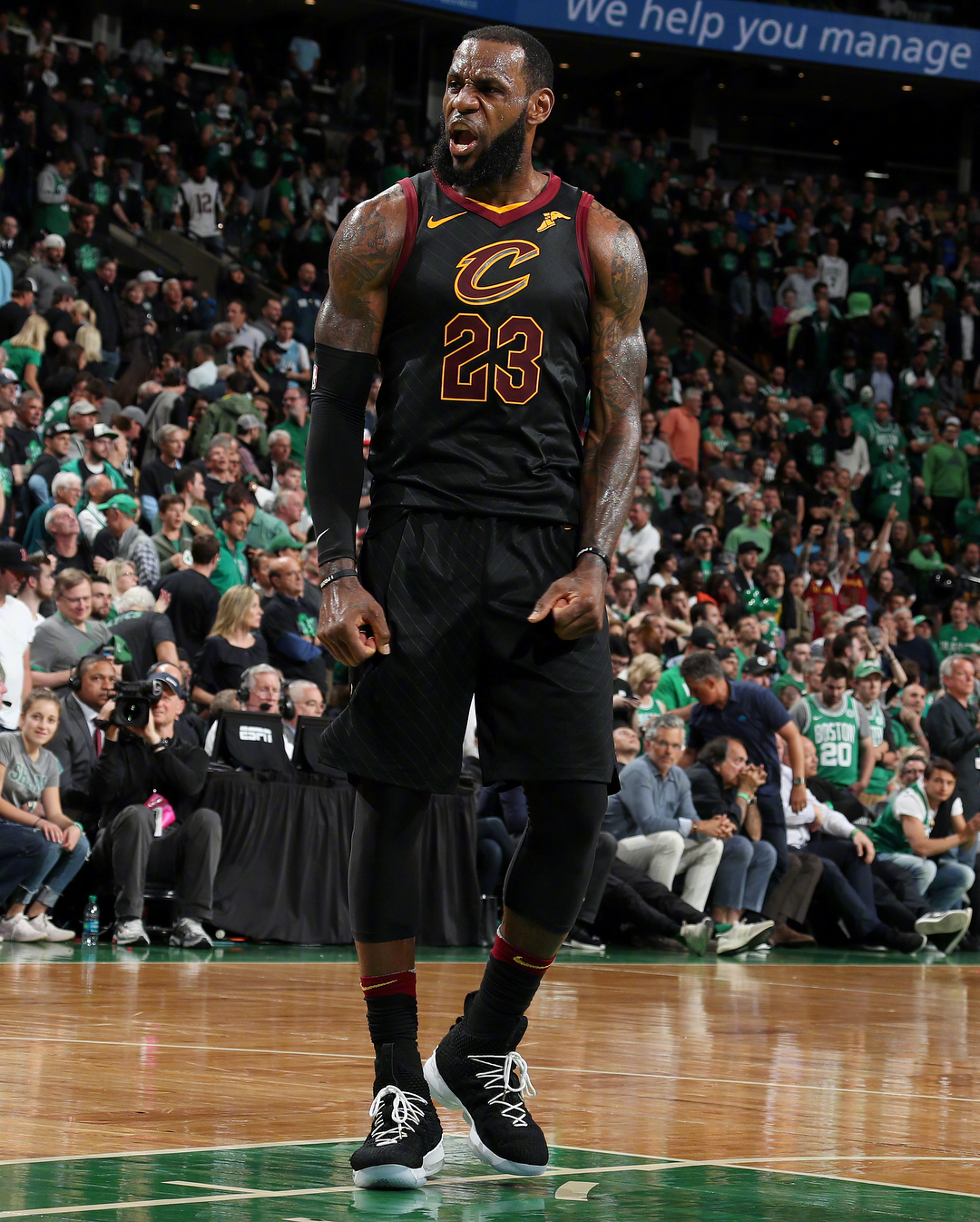 每体：马尔科姆佣金案已开始审理，多位前巴萨高管接受讯问（每体：马尔科姆佣金案开庭，数名前巴萨高管被问询）