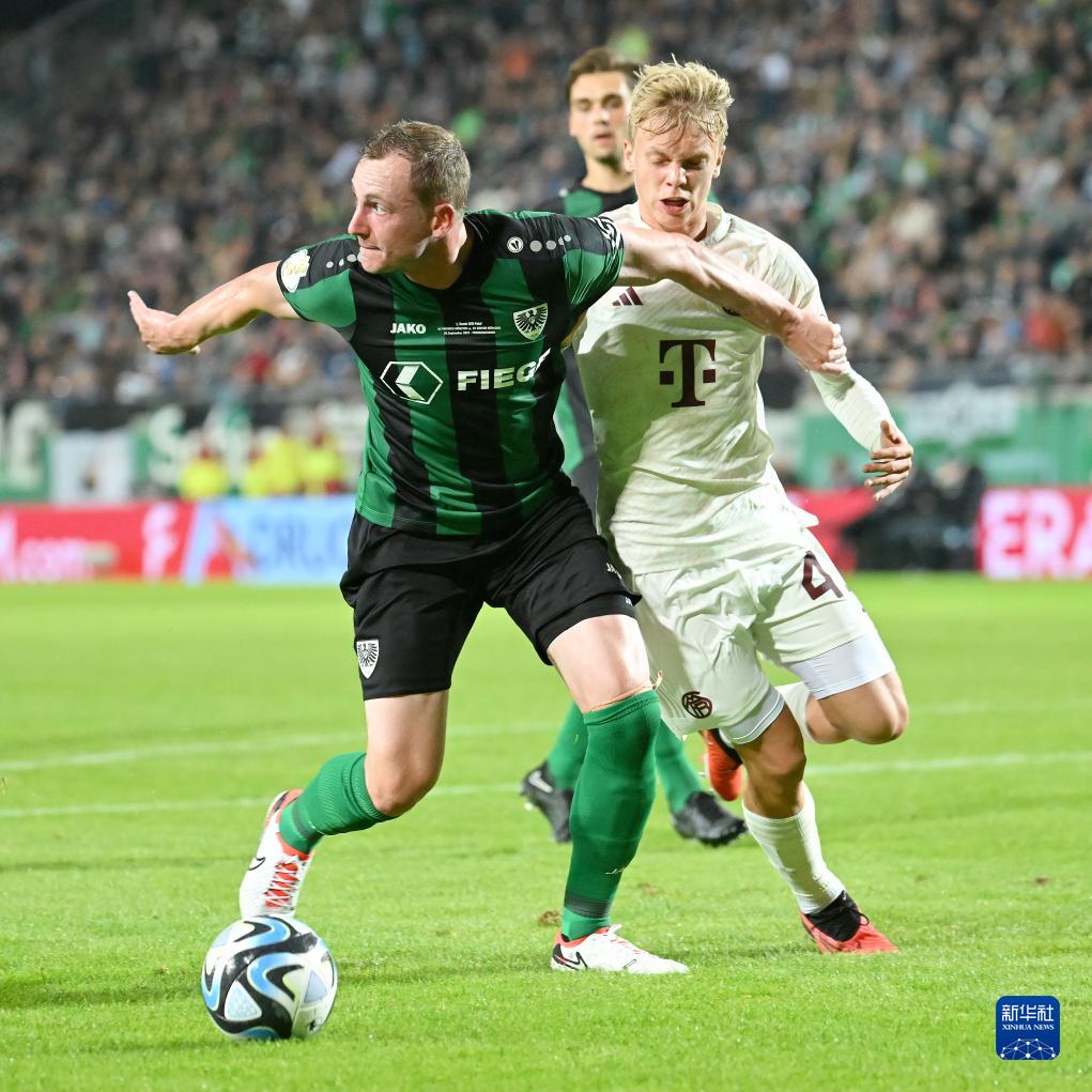 越媒：越南归化30岁原巴西籍中卫古斯塔沃，他将改名为杜飞龙（越南媒体：30岁前巴西籍中卫古斯塔沃入籍越南，更名杜飞龙）