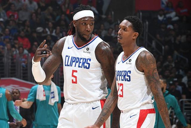 美记：步行者对独行侠中锋加福德很感兴趣（美媒称步行者青睐独行侠中锋加福德）