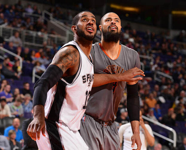 主队近期不败率尚可！海外情报：曼城2-1桑德兰（主队近况不败率可观，海外快讯：曼城2-1战胜桑德兰）