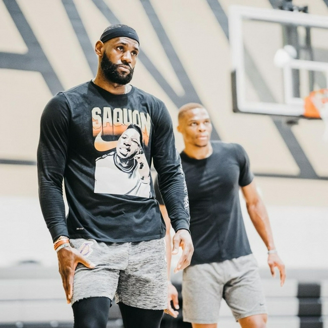 阿拉伯杯巴林3-1胜苏丹，离奇攻防双方错失良机（阿拉伯杯：巴林3-1击退苏丹，怪异攻防双方屡失良机）