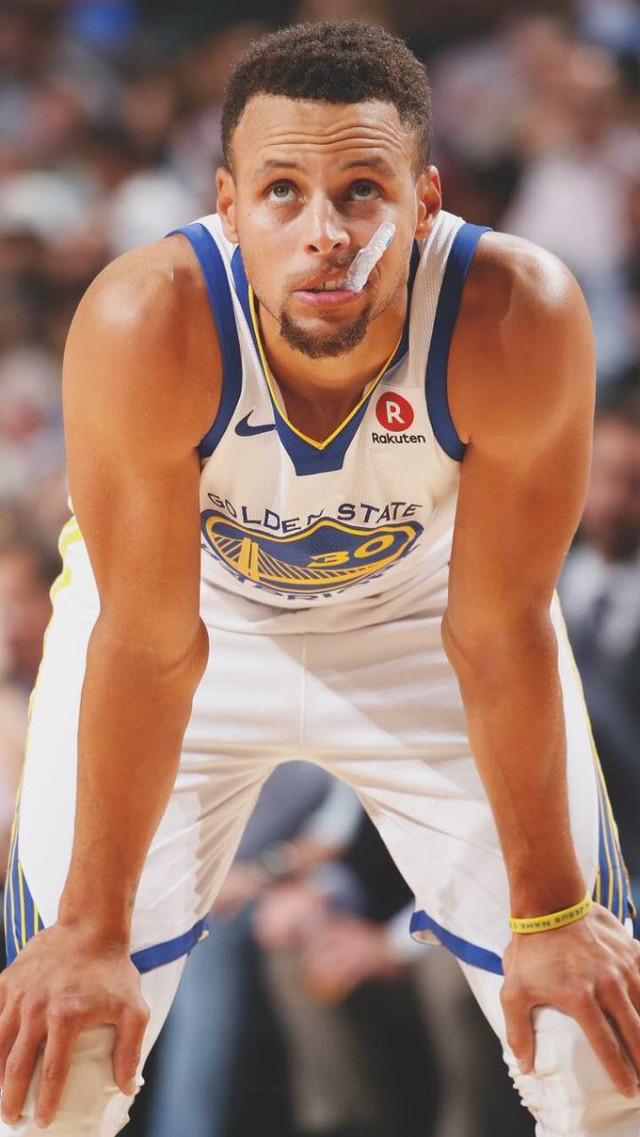 意媒：裁判协会认为米兰vs拉齐奥VAR介入错误，并将予以停职（意媒：裁判协会认定米兰对拉齐奥VAR介入有误，涉事人员将被停职）