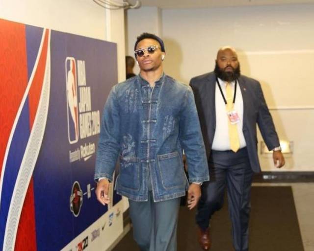 中国U17vs斯里兰卡U17：邝兆镭、赵松源首发，帅惟浩出战（中国U17迎战斯里兰卡U17：邝兆镭、赵松源先发，帅惟浩登场）