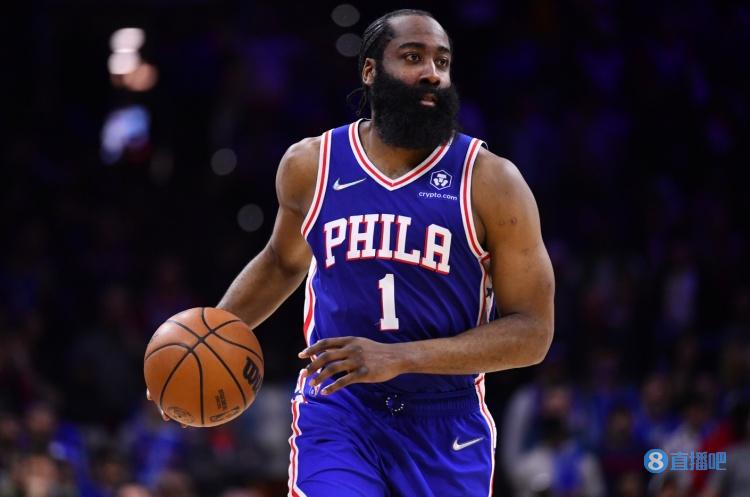 阿隆索：裤袜神扑不是什么新闻；居莱尔替补只是今天的安排（阿隆索：库尔图瓦的神扑并不稀奇，居莱尔替补只是今天的安排）