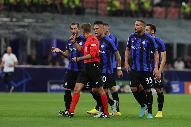 科贝电台：阿隆索已被明确告知，对阵阿拉维斯将决定他的去留（科贝电台：阿隆索去留待定，对阿拉维斯一战见分晓）