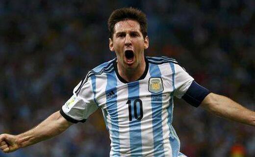 基耶萨冬窗去向成疑，意甲球队或再抛橄榄枝（基耶萨冬窗动向成谜，意甲多队或再度招手）