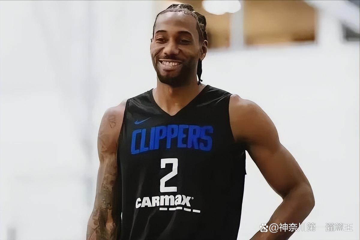 球员赛后采访把粉丝逗笑了（球员赛后采访逗乐粉丝）